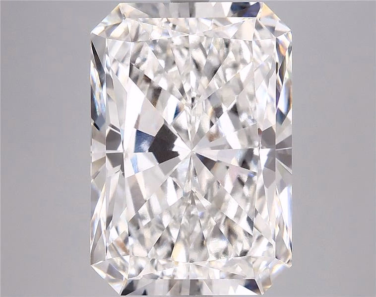 3.08ct Radiant, D VVS2 — IGI