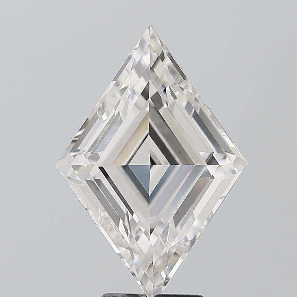 4.52ct Lozenge Step Lab-Grown Diamond — E VVS2, IGI Certified