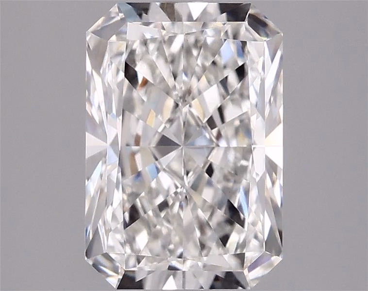 4.05ct Radiant Lab-Grown Diamond — D VS2, IGI Certified