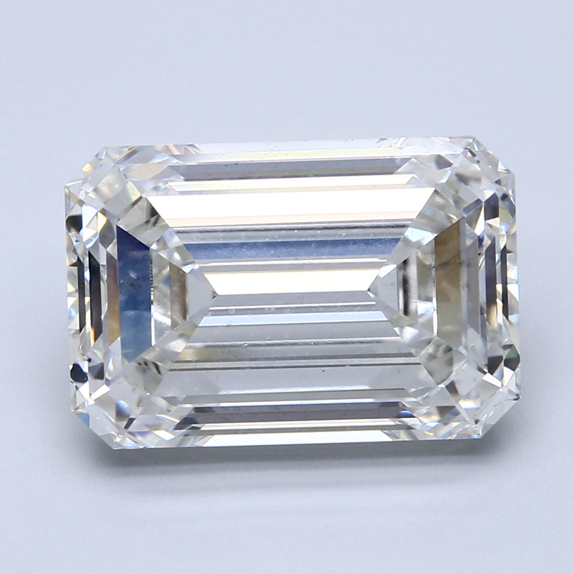 10.71ct Emerald, H VS2 — IGI