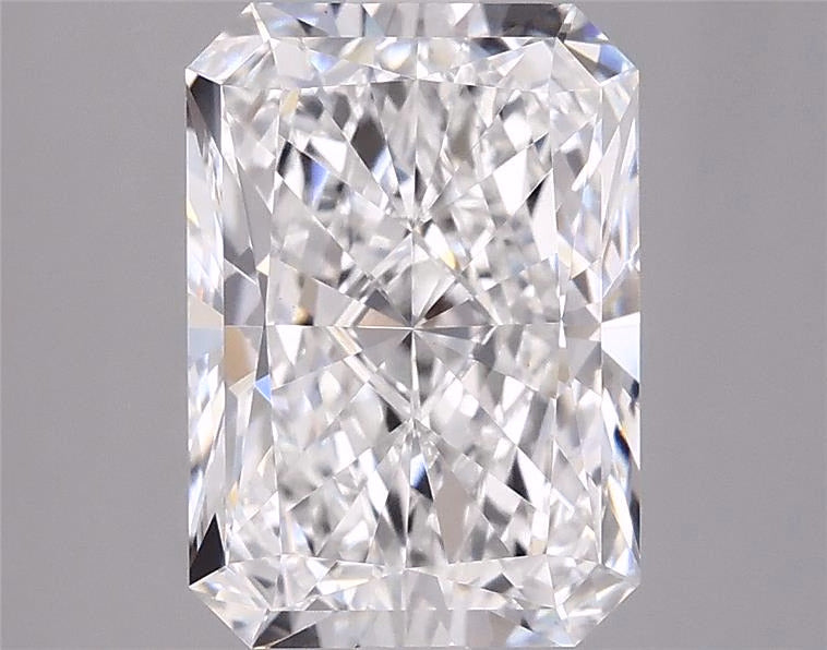 5.07ct Radiant, F VVS2 — IGI