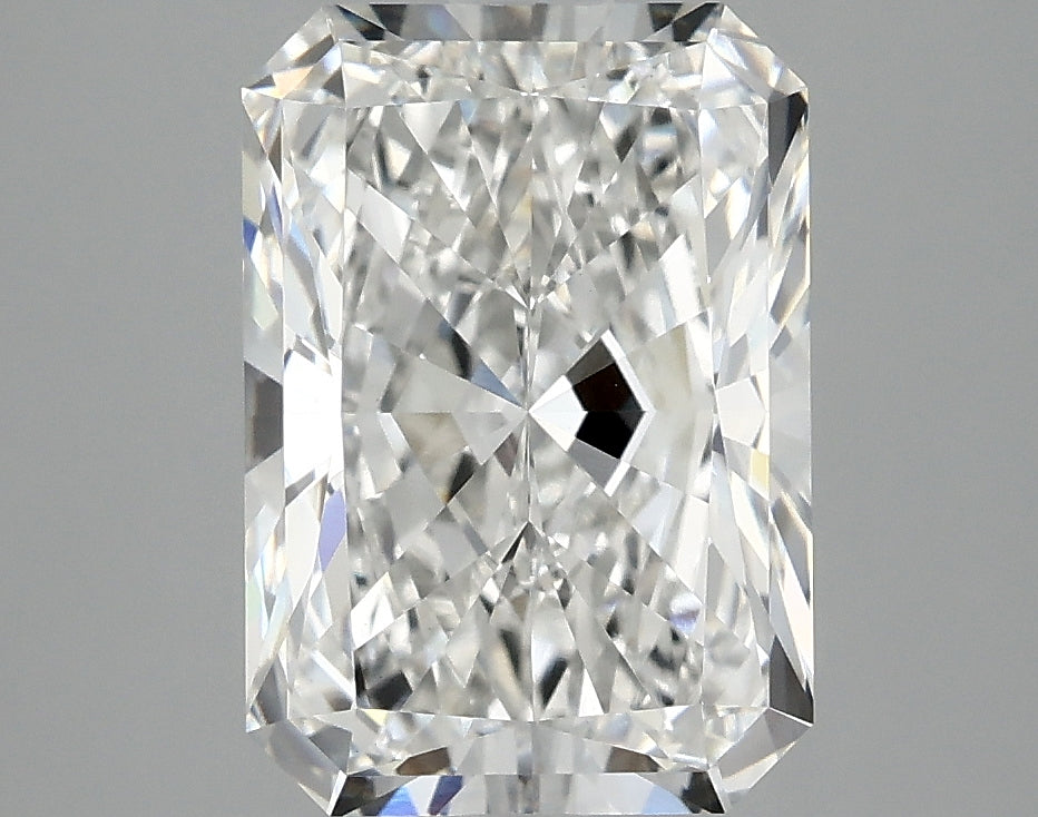 3.59ct Radiant, F VVS2 — IGI