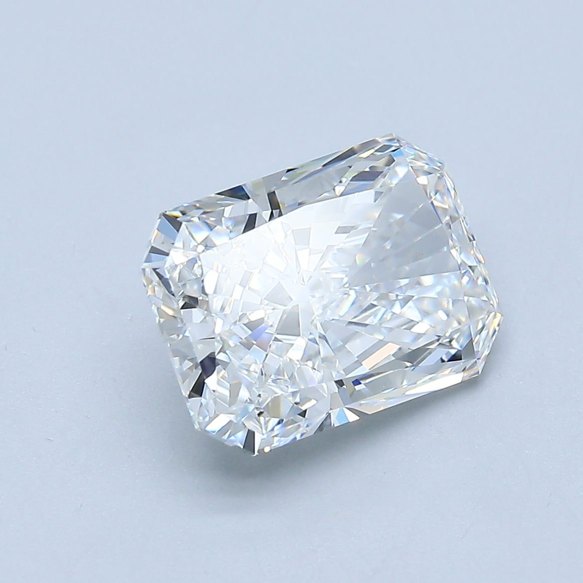 3.01ct RADIANT, E VS1 — GIA — Laura Milman New York