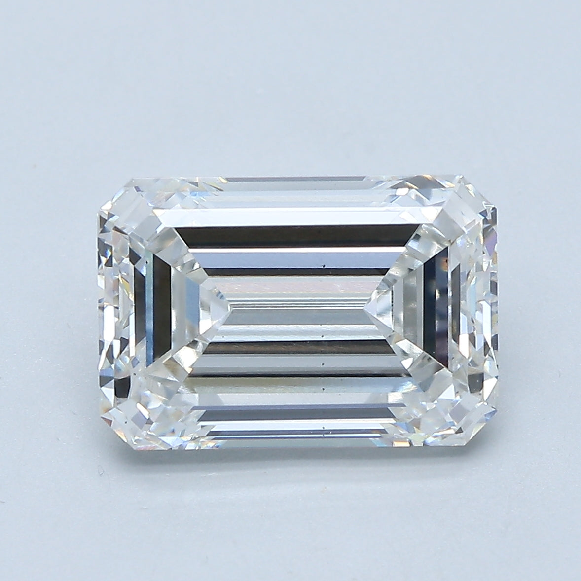 4.55ct Emerald, E VS2 — IGI