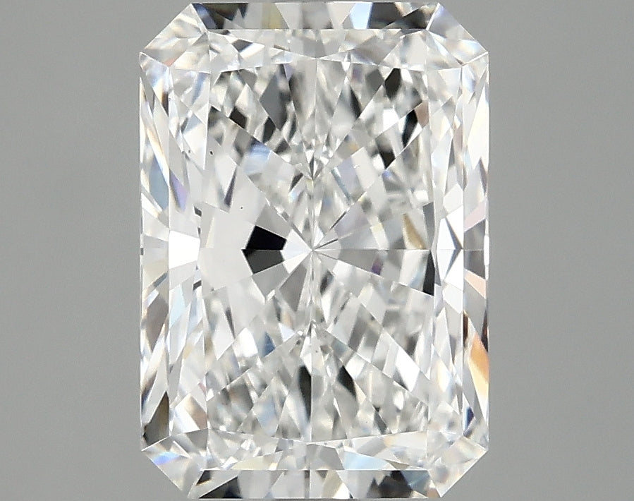 3.04ct Radiant, E VS1 — IGI