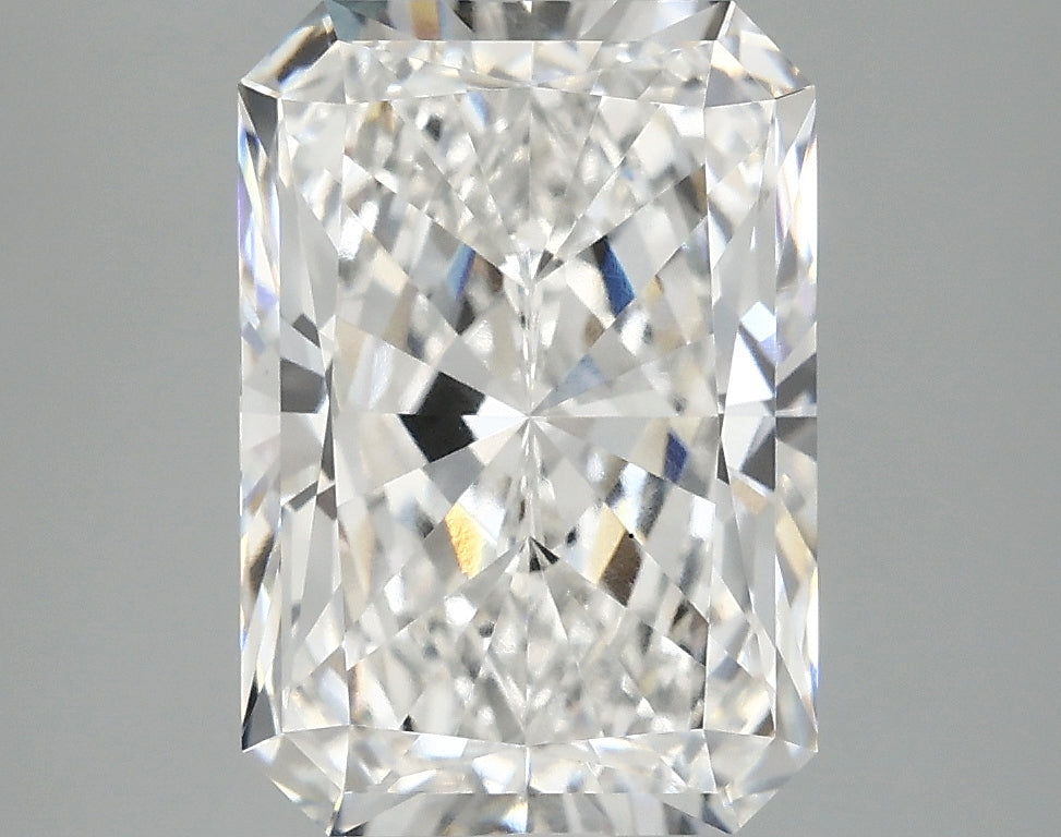 3.91ct Radiant Lab-Grown Diamond — F VS1, IGI Certified