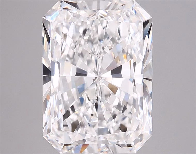3.92ct Radiant, F VS1 — IGI