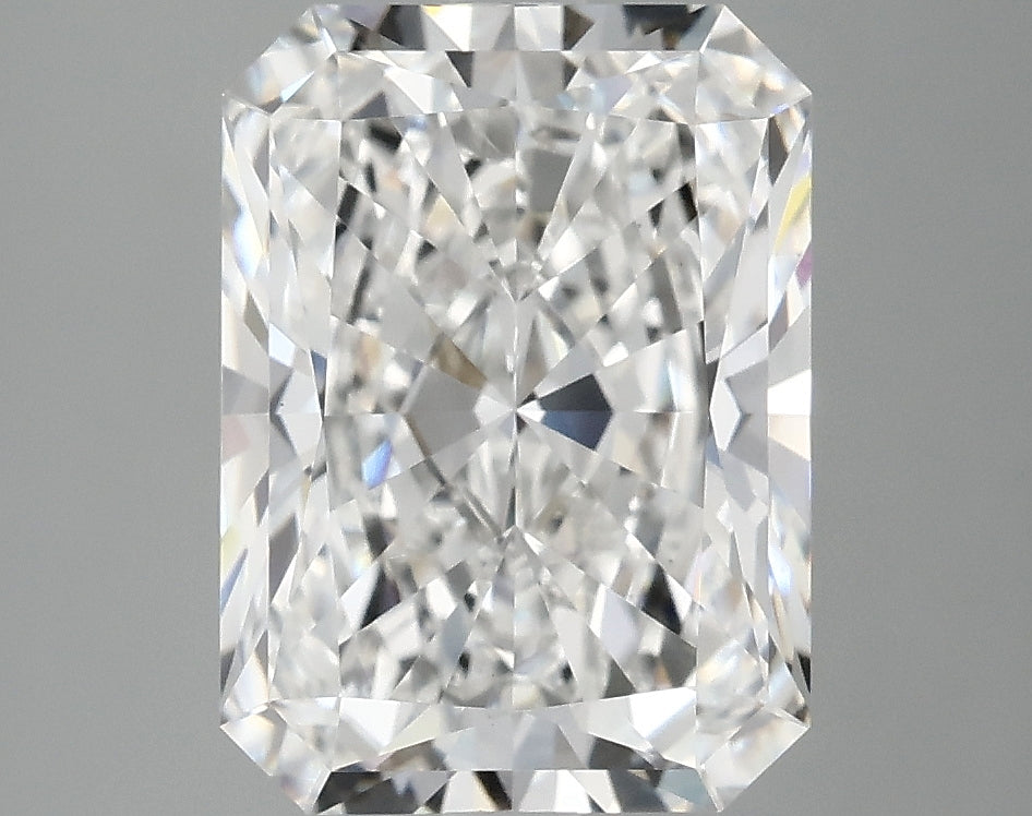 4.04ct Radiant, D VS1 — IGI