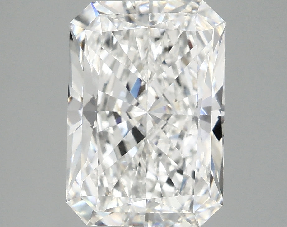 3.49ct Radiant, D VVS2 — IGI