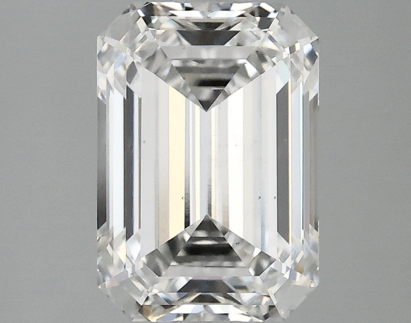 2.56ct Emerald Lab-Grown Diamond — E VS2, IGI Certified