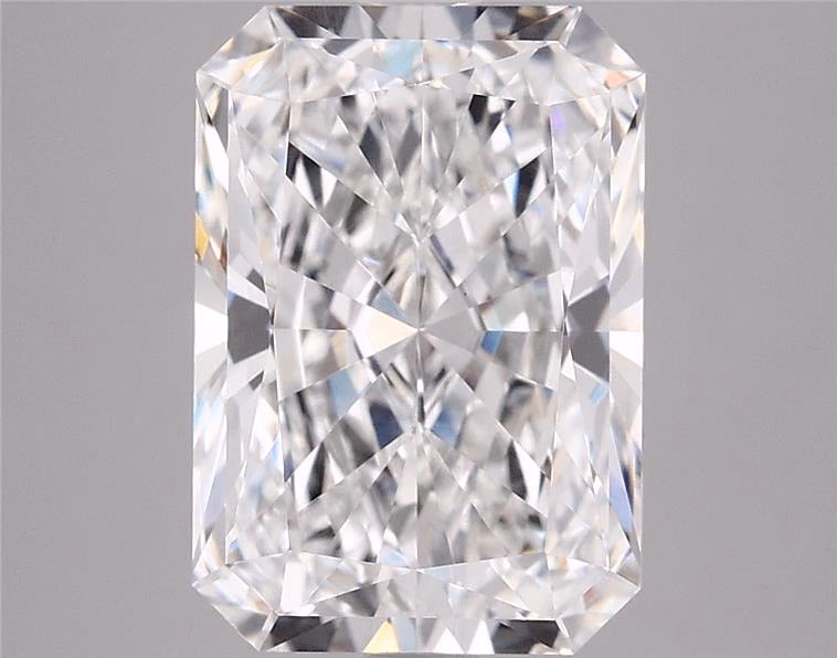 4.05ct Radiant, D VVS2 — IGI
