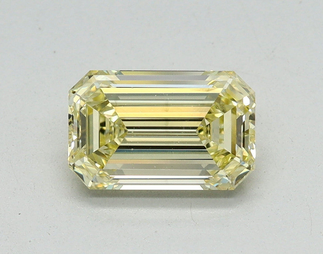 1.13ct Emerald Fancy Light Yellow Lab-Grown Diamond — VS2 | IGI