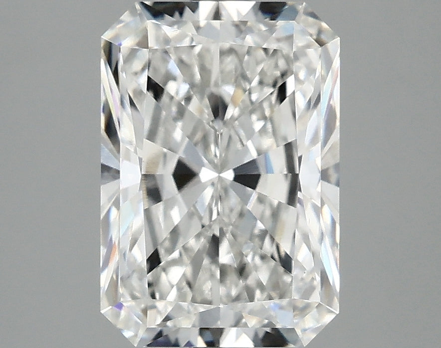 3.19ct Radiant, E VS1 — IGI