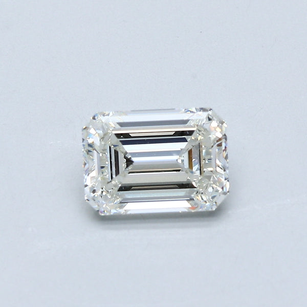 1.61ct EMERALD, J VS1 — GIA