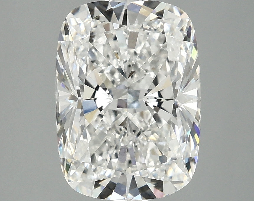 2.89ct Cushion, E VVS2 — IGI