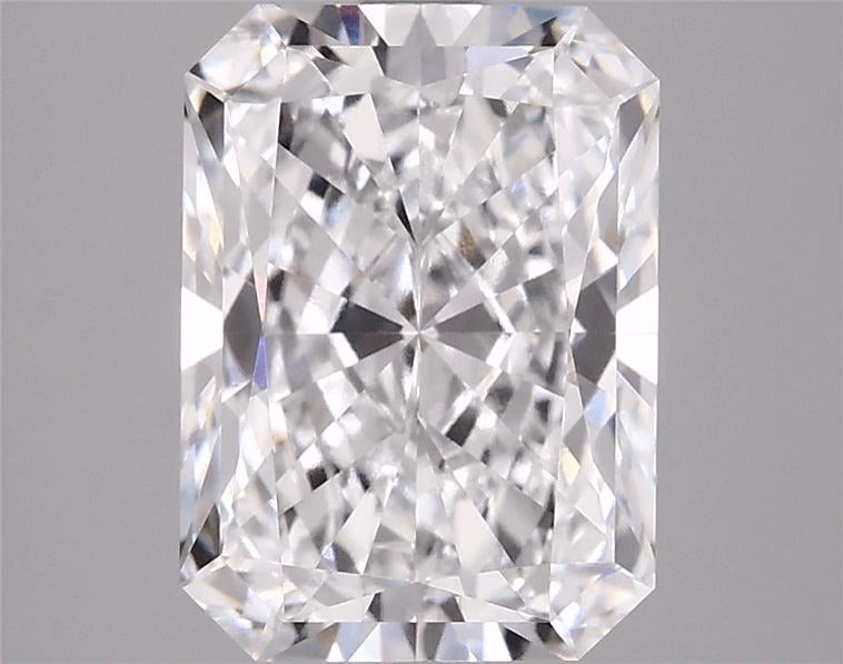 3.07ct Radiant, E VVS2 — IGI