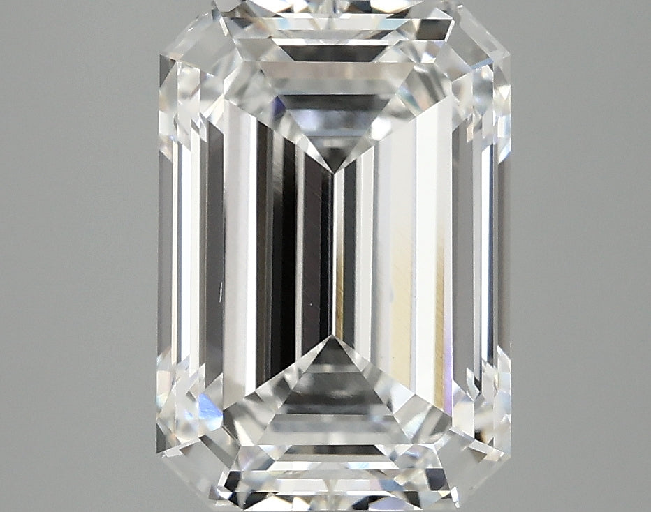 3.96ct Emerald Lab-Grown Diamond — E VS2, IGI Certified