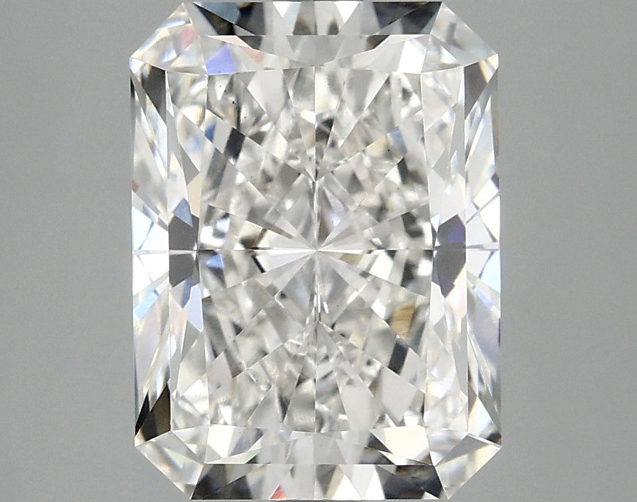 3.57ct Radiant, E VS1 — IGI