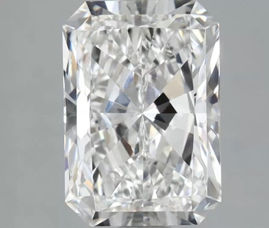2.09ct Radiant, D VVS2 — IGI