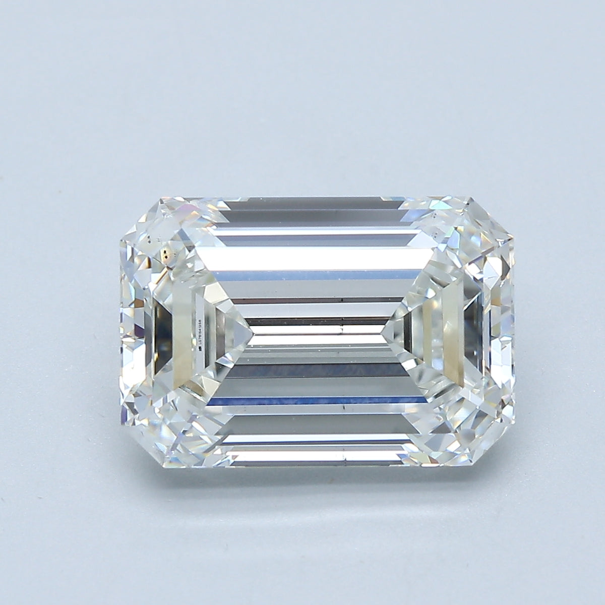5.55ct Emerald, F VS2 — IGI