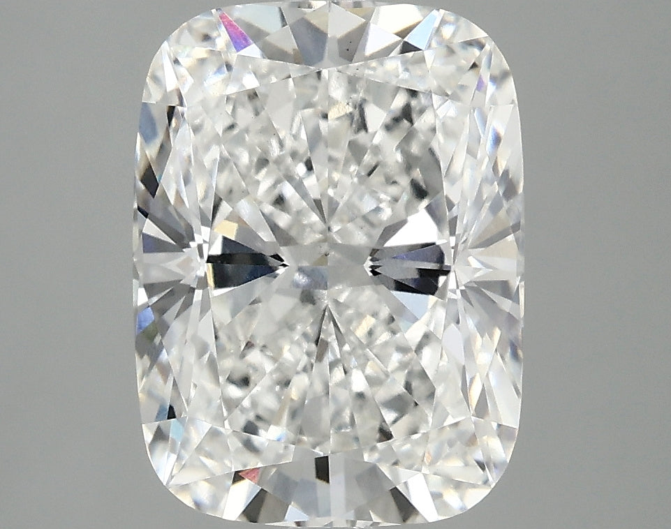 3.92ct Cushion, E VS2 — IGI